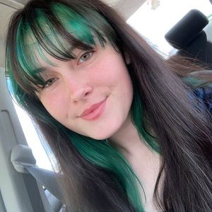 Meet your Posher, Hailey